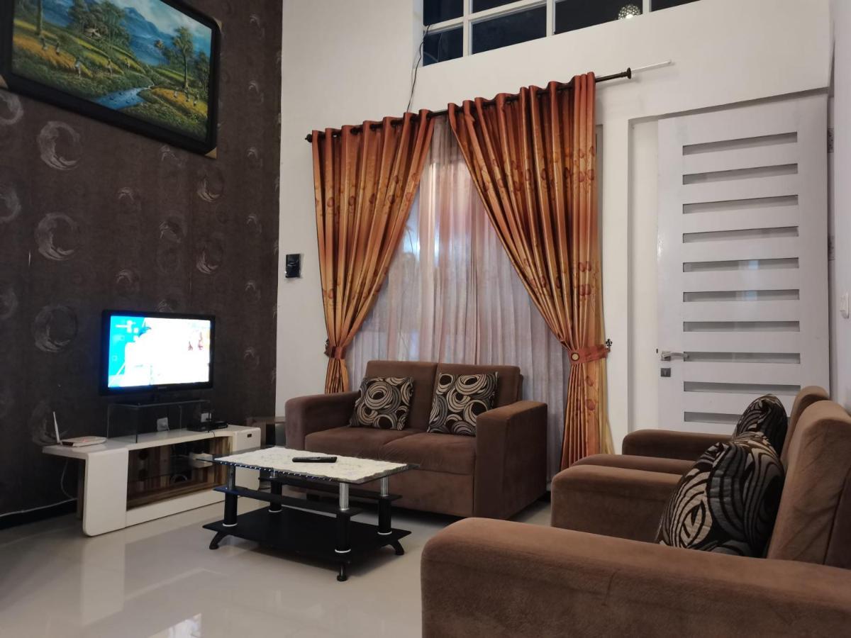 Villa Asri バトゥ エクステリア 写真